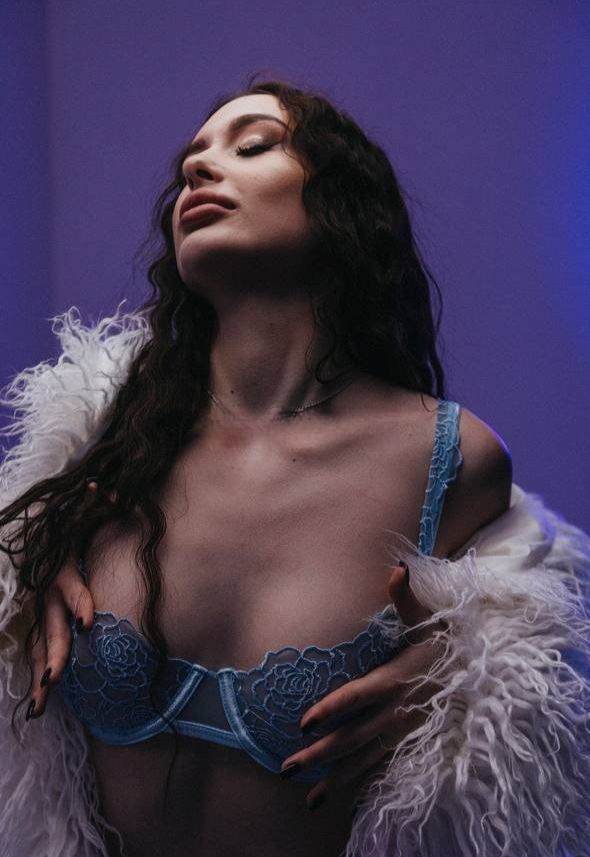 Индивидуалка Veleri Центральный Фотография 