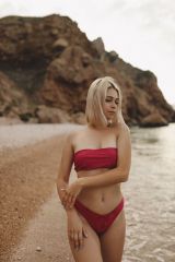 Миниатюра Индивидуалка Каролина Центральный Фотография 