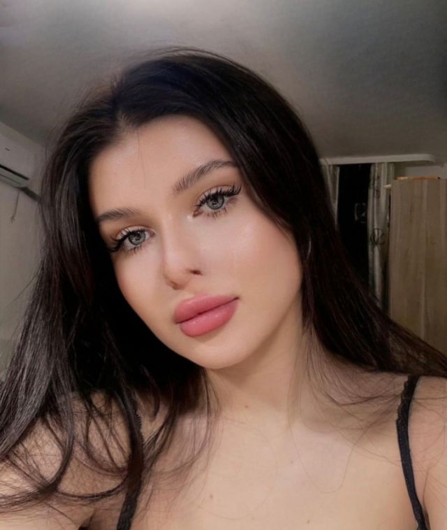 Индивидуалка Паула Кировский Фотография 