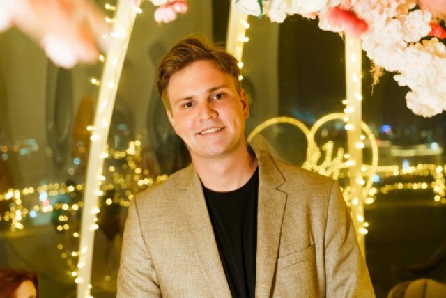 Мужчина Пупсик Вирт Октябрьский Фотография 