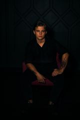 Миниатюра Мужчина То что тебе нужно Октябрьский Фотография 