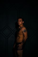 Миниатюра Мужчина То что тебе нужно Октябрьский Фотография 