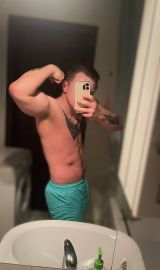 Миниатюра Мужчина То что тебе нужно Октябрьский Фотография 