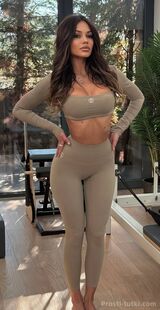 Миниатюра Индивидуалка Соня Тяжелый Люкс Железнодорожный Фотография 